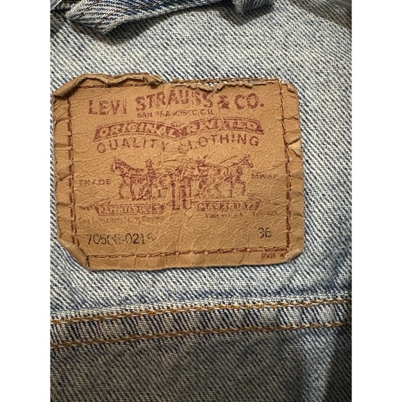 VTG Levi's Type III Trucker Denim Jean Jacket 70505 2016 USA 70s-80s Medium Wash - Picture 12 of 16